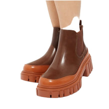 Load image into Gallery viewer, CHUNKY CHELSEA BOOTS
